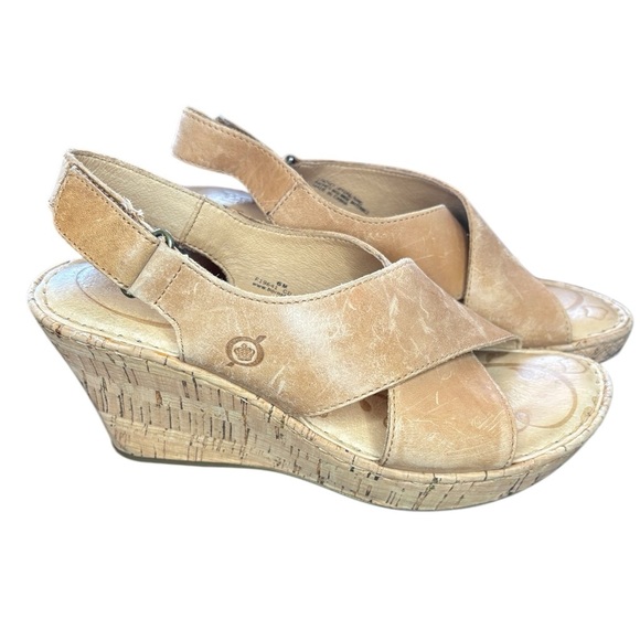 Born women’s tan Brown Cross Front Wedge
Stitch Detail Leather Slingback Size 6 - Picture 1 of 7